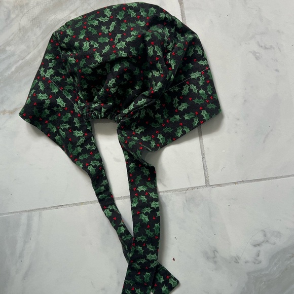 🩺 homemade Christmas scrub cap🩺 - Picture 3 of 3